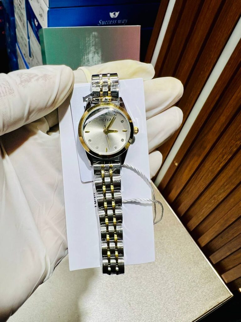 Oliya watches