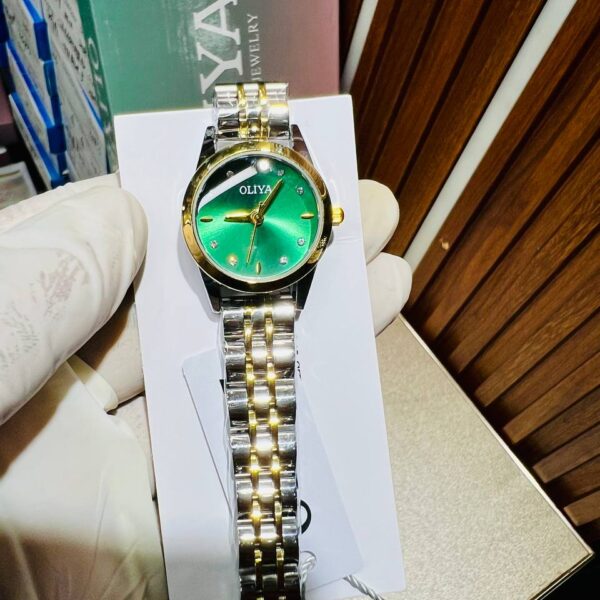 Oliya watches