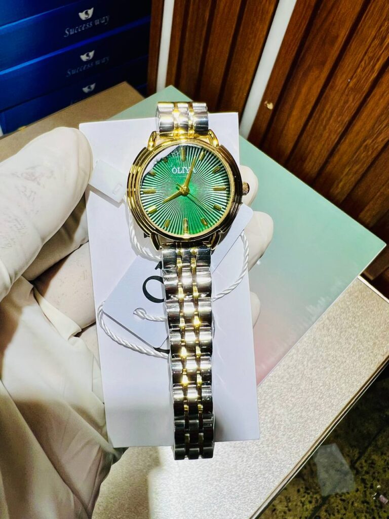Oliya watches